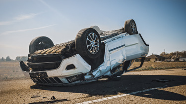 two-injured-crash-i-5